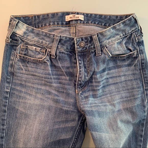 Hollister High Rise Slim Fit Jeans with Raw Hem — Size 25 - Picture 2 of 4